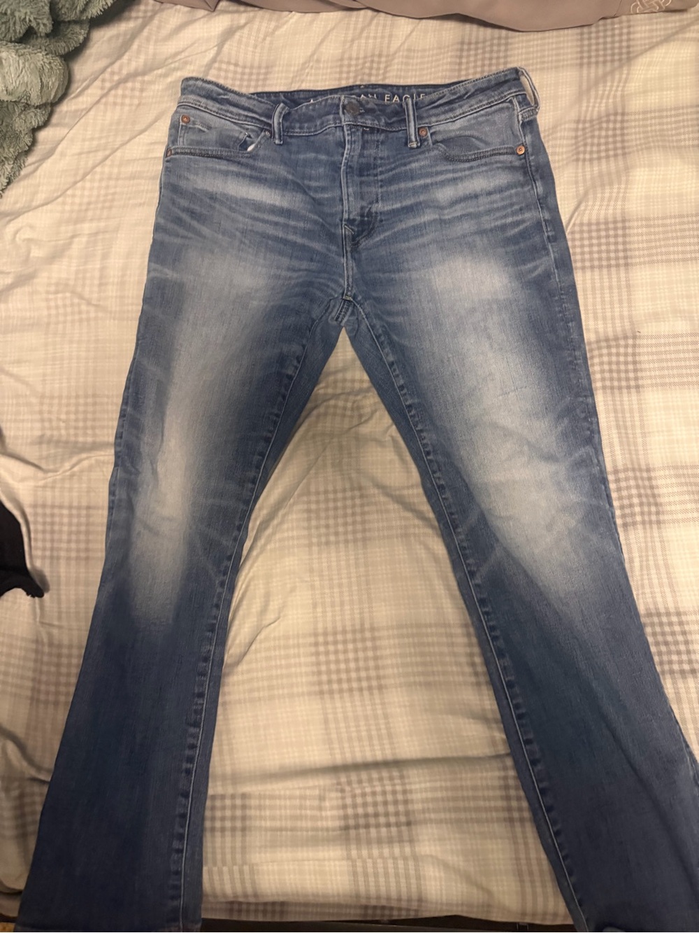 American Eagle Outfitters Men's Medium Light Blue Bootcut Jeans